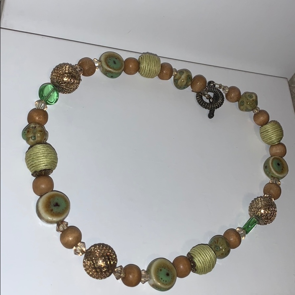 beautiful Anthropologie necklace